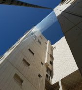 רשת לבניין בתל אביב